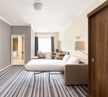 Holiday Inn Norwich North Room