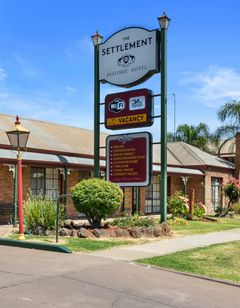 Settlement Motor Inn