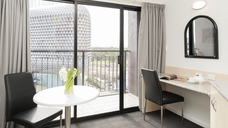<b>Adelaide Riviera Hotel Suite</b>. Images powered by <a href="https://www.leonardoworldwide.com/" title="Leonardo Worldwide" target="_blank">Leonardo</a>.