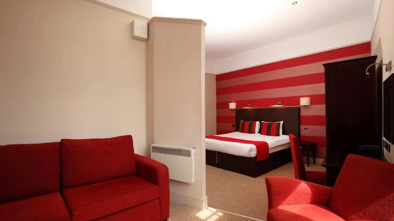 <b>Columba Hotel Suite</b>. Images powered by <a href="https://www.leonardoworldwide.com/" title="Leonardo Worldwide" target="_blank">Leonardo</a>.