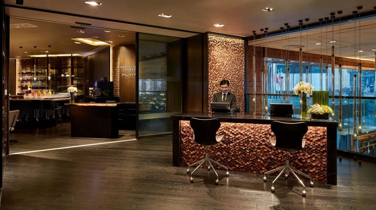 JW Marriott Hotel Hong Kong Lobby
