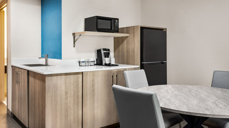 <b>Holiday Inn Express & Suites Birmingham Suite</b>. Images powered by <a href="https://www.leonardoworldwide.com/" title="Leonardo Worldwide" target="_blank">Leonardo</a>.