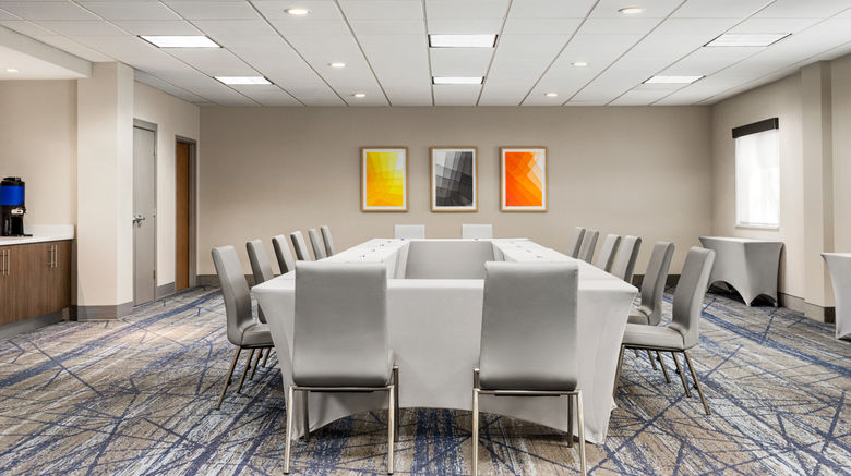<b>Holiday Inn Express & Suites Birmingham Meeting</b>. Images powered by <a href="https://www.leonardoworldwide.com/" title="Leonardo Worldwide" target="_blank">Leonardo</a>.