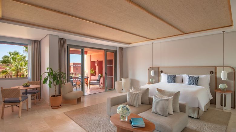 <b>The Ritz-Carlton, Abama Suite</b>. Images powered by <a href="https://www.leonardoworldwide.com/" title="Leonardo Worldwide" target="_blank">Leonardo</a>.