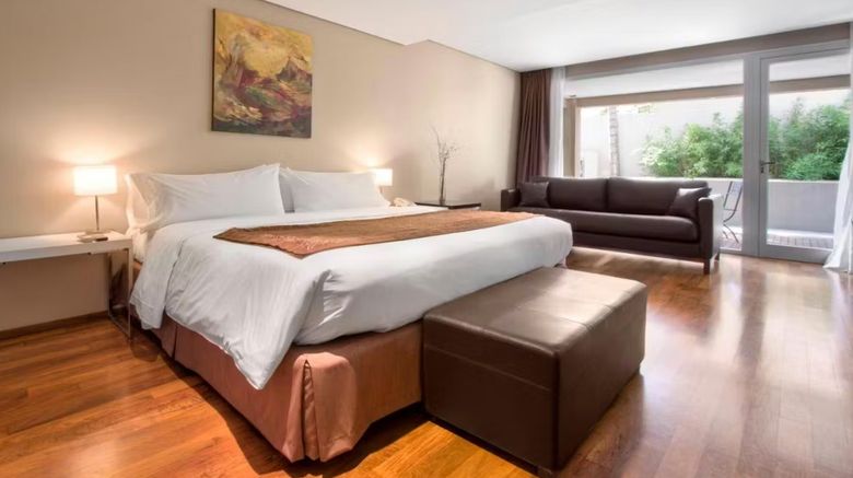 <b>San Isidro Plaza Hotel Suite</b>. Images powered by <a href="https://www.leonardoworldwide.com/" title="Leonardo Worldwide" target="_blank">Leonardo</a>.