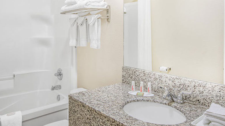 <b>High Point Hotel Inn & Suites Room</b>. Images powered by <a href="https://www.leonardoworldwide.com/" title="Leonardo Worldwide" target="_blank">Leonardo</a>.