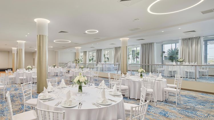Le Meridien Lav, Split Meeting