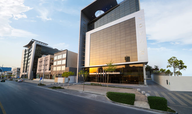 Nova M Hotel-Edge by Rotana Exterior