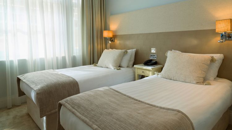 London Bridge Hotel Room