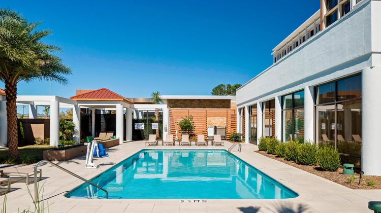 North Charleston Marriott Pool
