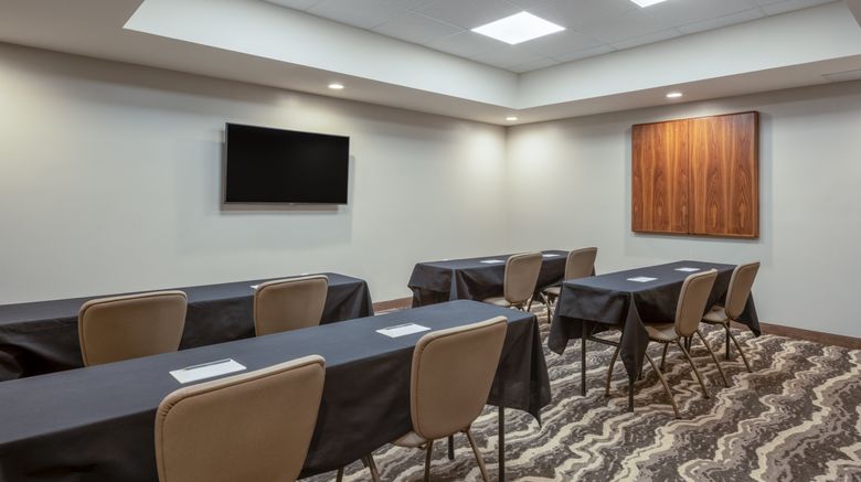 <b>Staybridge Suites Gilbert Meeting</b>. Images powered by <a href="https://www.leonardoworldwide.com/" title="Leonardo Worldwide" target="_blank">Leonardo</a>.