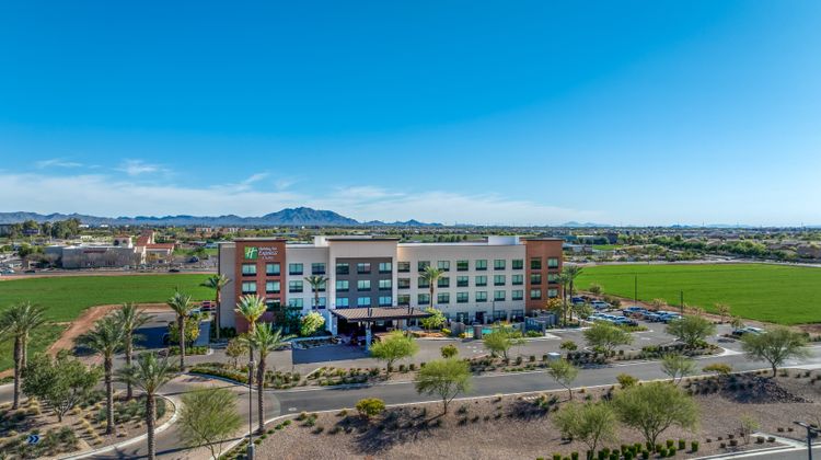 Holiday Inn Express & Suites Gilbert Exterior