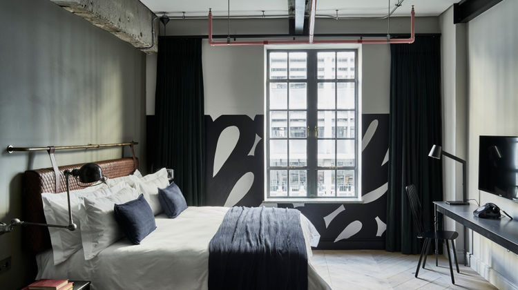 Gorgeous George Hotel Room
