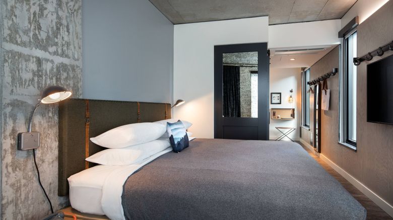 <b>MOXY Seattle Downtown Room</b>. Images powered by <a href="https://www.leonardoworldwide.com/" title="Leonardo Worldwide" target="_blank">Leonardo</a>.
