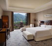 Wutai Mountain Marriott Hotel Room