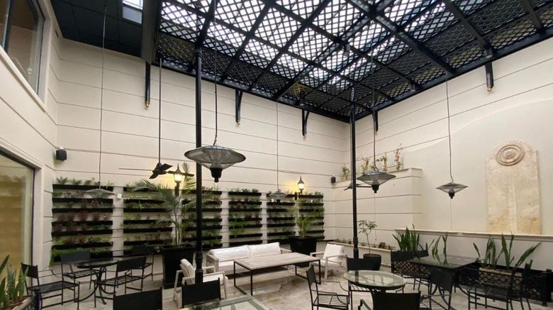<b>Amerian Executive Hotel Cordoba Restaurant</b>. Images powered by <a href="https://www.leonardoworldwide.com/" title="Leonardo Worldwide" target="_blank">Leonardo</a>.
