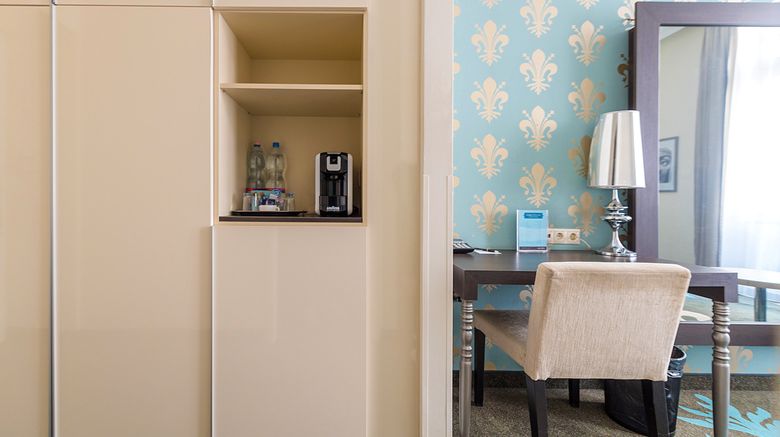 <b>La Prima Fashion Hotel Budapest Room</b>. Images powered by <a href="https://www.leonardoworldwide.com/" title="Leonardo Worldwide" target="_blank">Leonardo</a>.