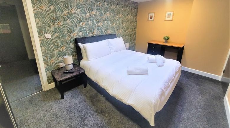 <b>New County Hotel Room</b>. Images powered by <a href="https://www.leonardoworldwide.com/" title="Leonardo Worldwide" target="_blank">Leonardo</a>.