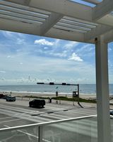 Gaidos Seaside Inn