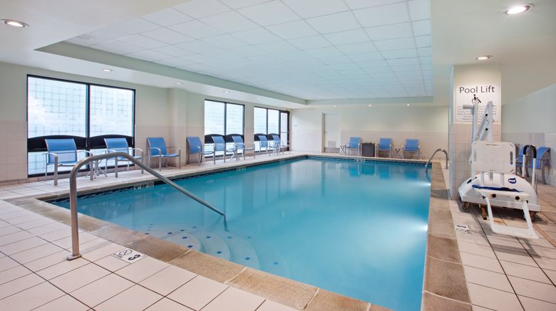 <b>Holiday Inn Express & Suites Riverfront Pool</b>. Images powered by <a href="https://www.leonardoworldwide.com/" title="Leonardo Worldwide" target="_blank">Leonardo</a>.