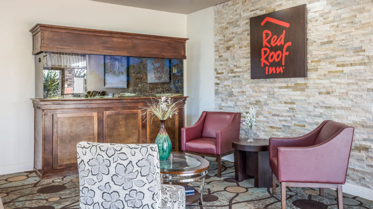 Red Roof Inn Savannah-Richmond Hill/I-95 Lobby