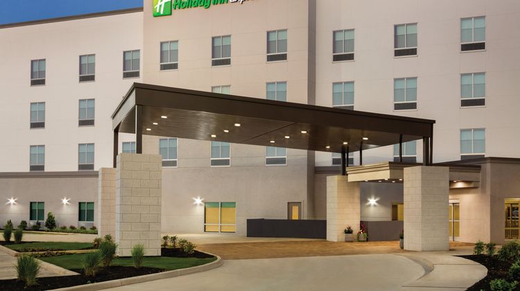 Holiday Inn Express & Stes Birmingham SW Exterior