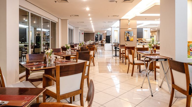 <b>Blue Tree Premium Verbo Divino Restaurant</b>. Images powered by <a href="https://www.leonardoworldwide.com/" title="Leonardo Worldwide" target="_blank">Leonardo</a>.