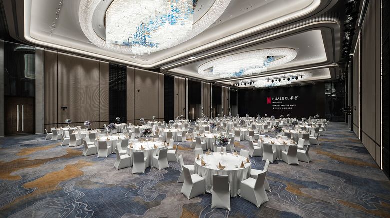 <b>HUALUXE Nanjing Yangtze River Ballroom</b>. Images powered by <a href="https://www.leonardoworldwide.com/" title="Leonardo Worldwide" target="_blank">Leonardo</a>.