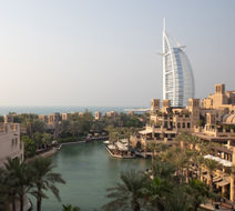 Jumeirah Al Qasr Exterior