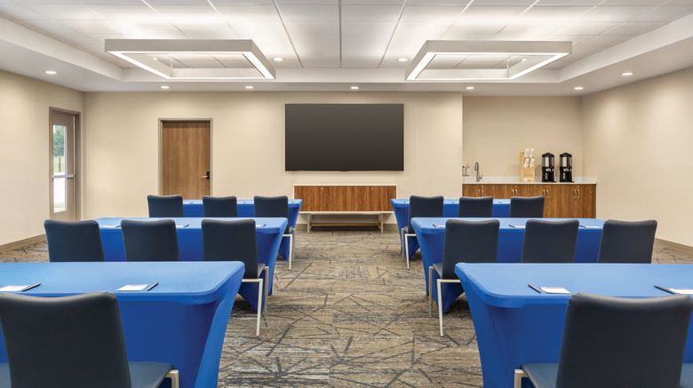 <b>Holiday Inn Express & Stes Birmingham SW Meeting</b>. Images powered by <a href="https://www.leonardoworldwide.com/" title="Leonardo Worldwide" target="_blank">Leonardo</a>.