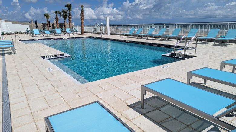 <b>Holiday Inn Express Suites Oceanfront Pool</b>. Images powered by <a href="https://www.leonardoworldwide.com/" title="Leonardo Worldwide" target="_blank">Leonardo</a>.