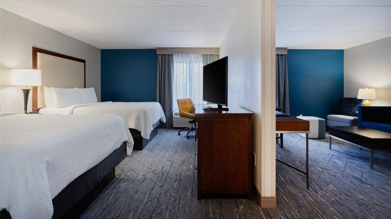 <b>Holiday Inn Express & Suites Riverfront Suite</b>. Images powered by <a href="https://www.leonardoworldwide.com/" title="Leonardo Worldwide" target="_blank">Leonardo</a>.