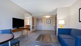 Holiday Inn Express & Suites Riverfront Suite