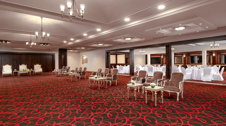 Carlton Al Moaibed Hotel Spa