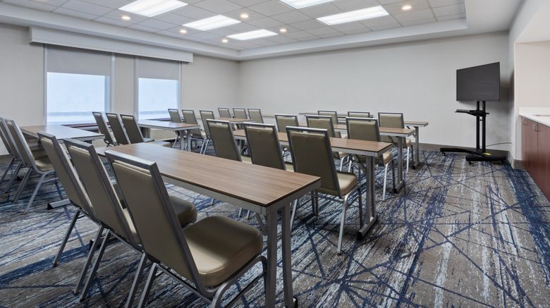 <b>Holiday Inn Express & Suites Riverfront Meeting</b>. Images powered by <a href="https://www.leonardoworldwide.com/" title="Leonardo Worldwide" target="_blank">Leonardo</a>.