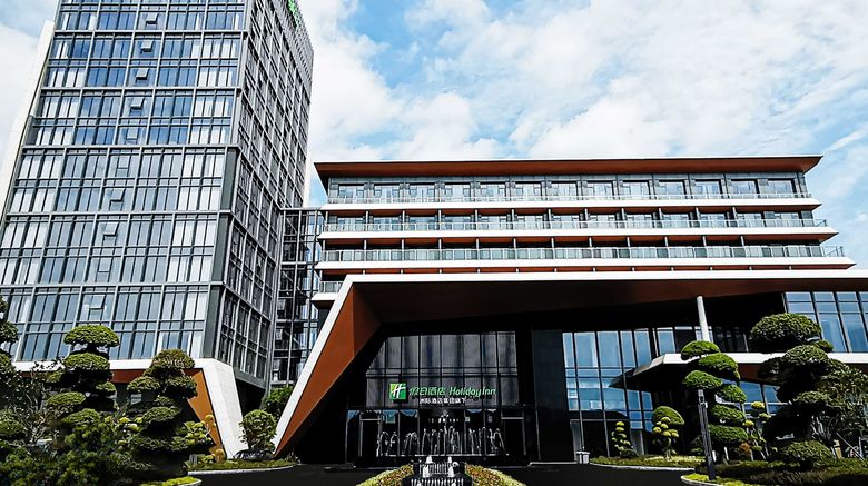 Holiday Inn Wuhan Houguan Lake Exterior. Images powered by <a href="https://www.leonardoworldwide.com" target="_blank" rel="noopener">Leonardo</a>.