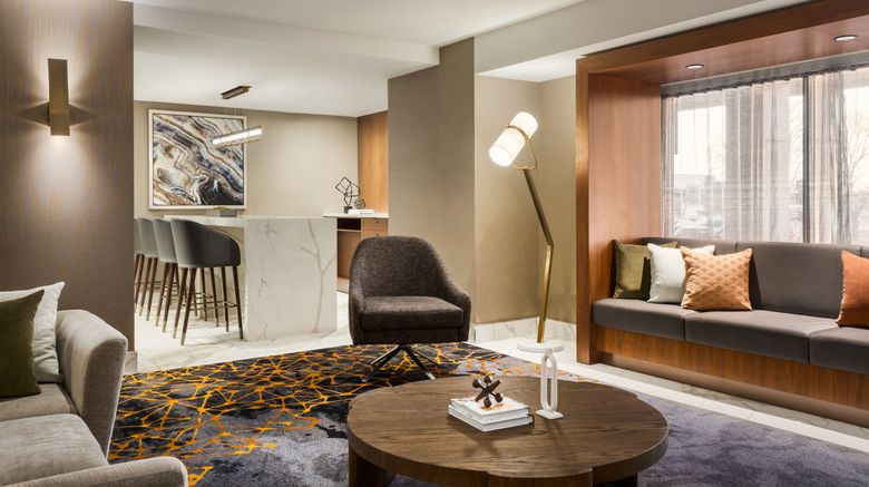 <b>Crowne Plaza Toronto Airport Lobby</b>. Images powered by <a href="https://www.leonardoworldwide.com/" title="Leonardo Worldwide" target="_blank">Leonardo</a>.