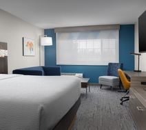 Holiday Inn Express Spokane Airport by IHG Room