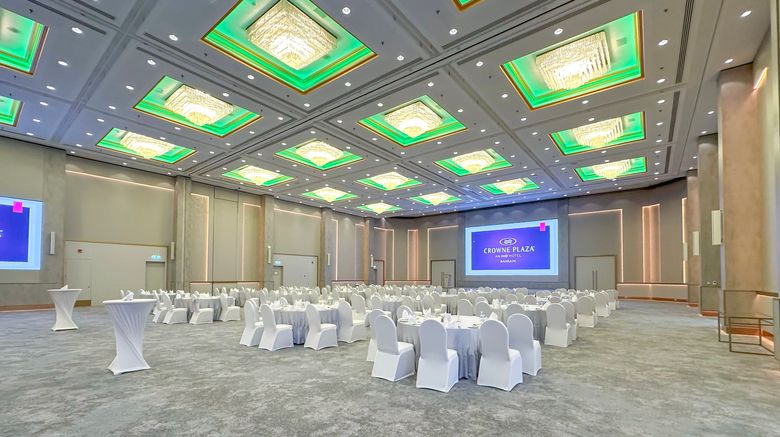 <b>Crowne Plaza Bahrain Ballroom</b>. Images powered by <a href="https://www.leonardoworldwide.com/" title="Leonardo Worldwide" target="_blank">Leonardo</a>.