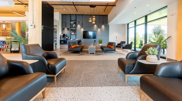Holiday Inn Expr & Stes Trois-Rivieres W Exterior