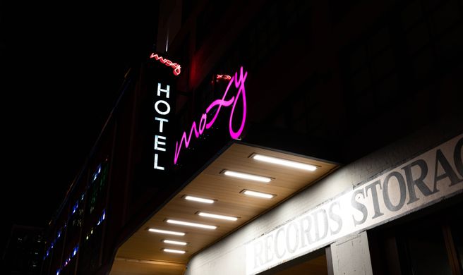 Moxy Nashville Downtown Exterior