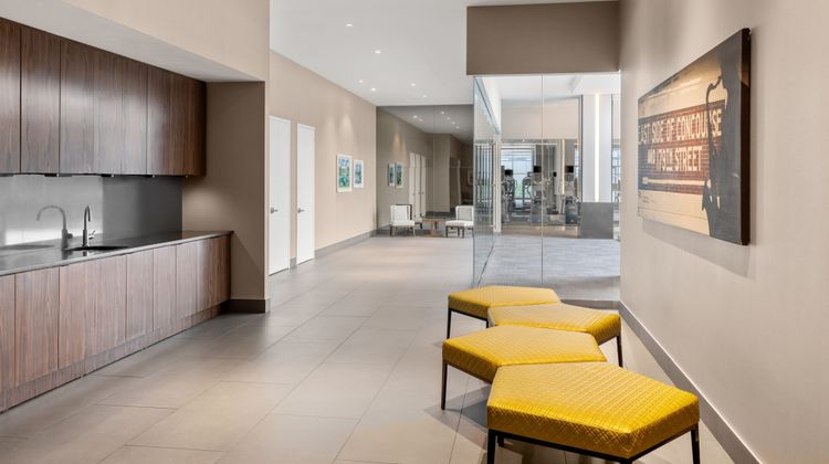 Residence Inn Bronx at Metro Ctr Atrium Meeting