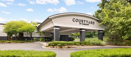 Courtyard by Marriott Montvale Exterior