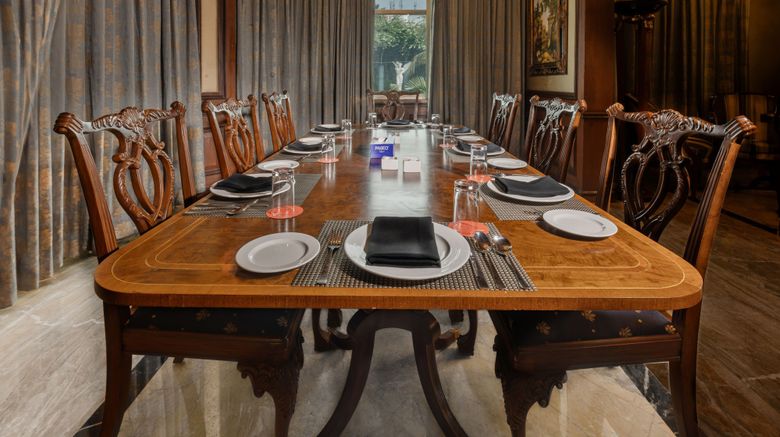 <b>Le Royal Meridien Chennai Suite</b>. Images powered by <a href="https://www.leonardoworldwide.com/" title="Leonardo Worldwide" target="_blank">Leonardo</a>.