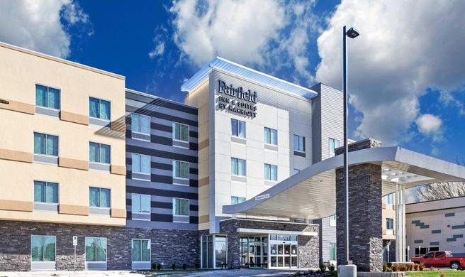 Fairfield Inn & Suites by Marriott Exterior