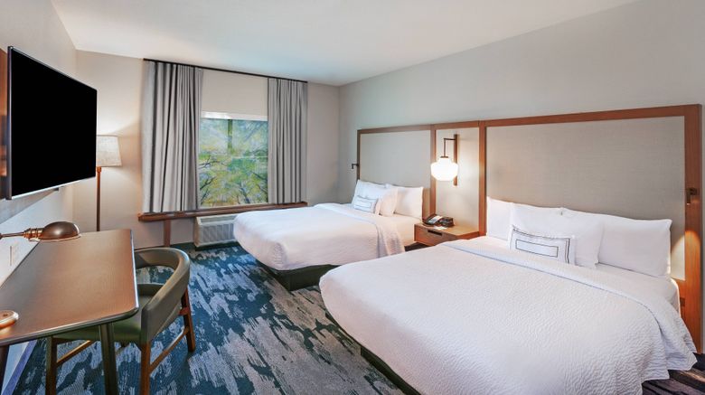 <b>Fairfield Inn & Suites by Marriott Room</b>. Images powered by <a href="https://www.leonardoworldwide.com/" title="Leonardo Worldwide" target="_blank">Leonardo</a>.