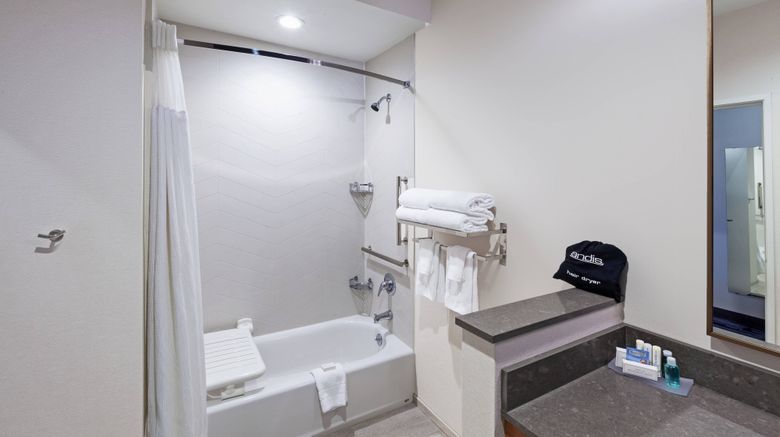 <b>Fairfield Inn & Suites by Marriott Room</b>. Images powered by <a href="https://www.leonardoworldwide.com/" title="Leonardo Worldwide" target="_blank">Leonardo</a>.