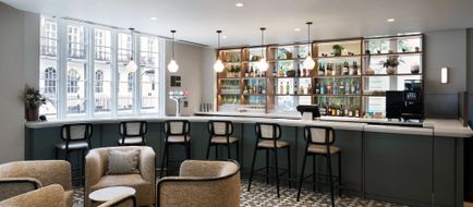 Four Points Express by Sheraton London Lobby