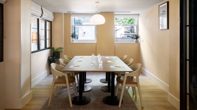 Four Points Express by Sheraton London Restaurant