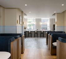 Four Points Express by Sheraton London Lobby